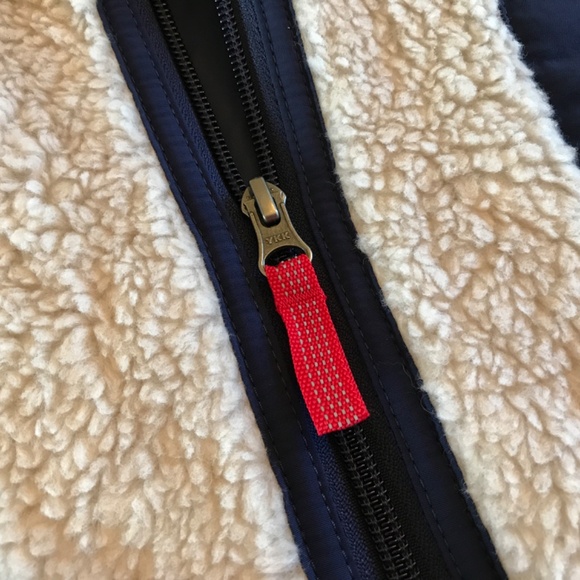 NWT PATAGONIA 🍁 NAVY RETRO VEST - Picture 16 of 16